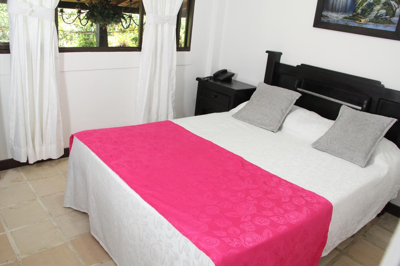 Hotel Hacienda Casa Blanca La Union  Bagian luar foto